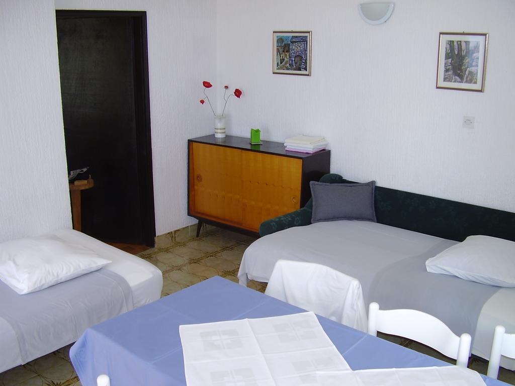 Petar Apartment Омиш Номер фото