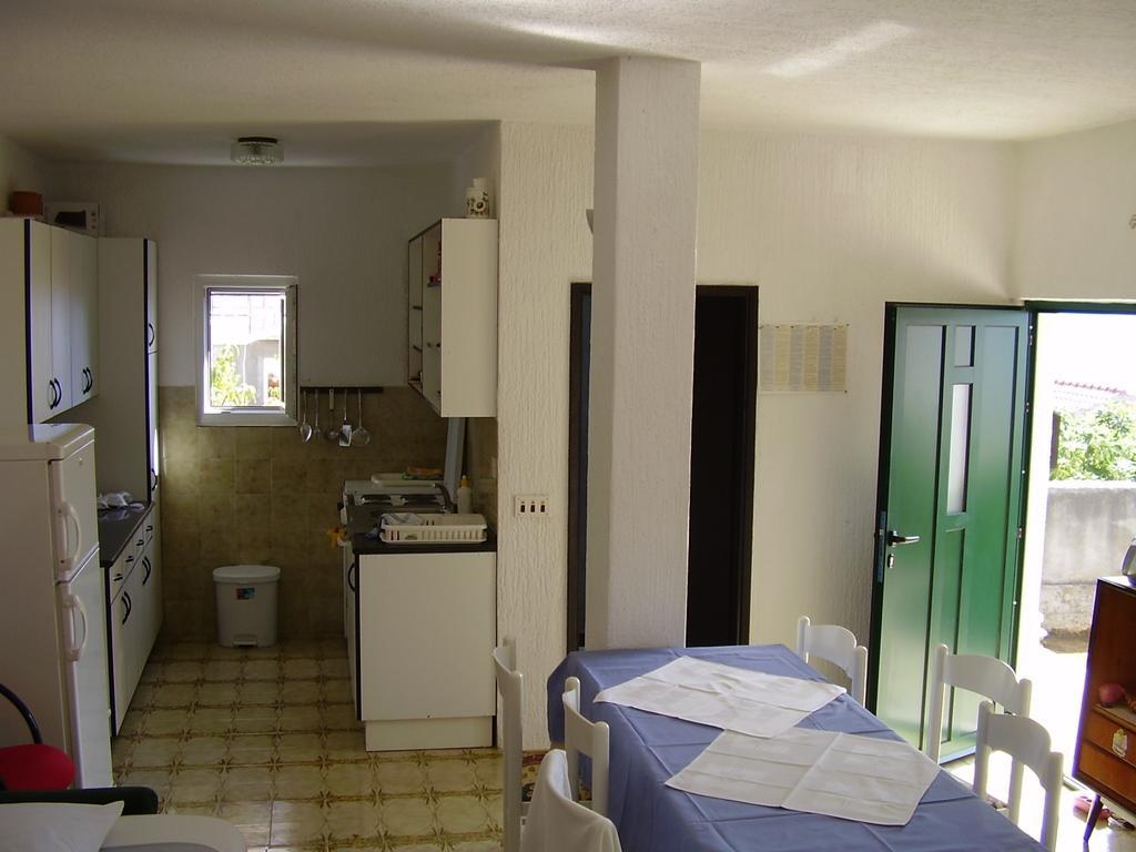 Petar Apartment Омиш Номер фото