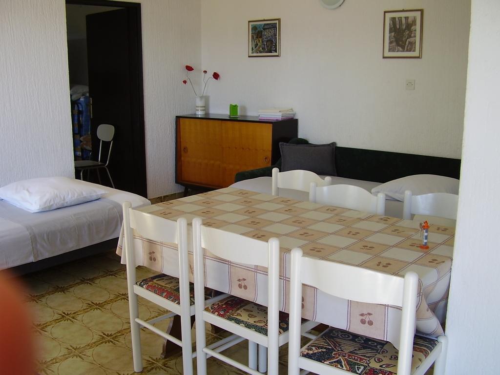 Petar Apartment Омиш Номер фото